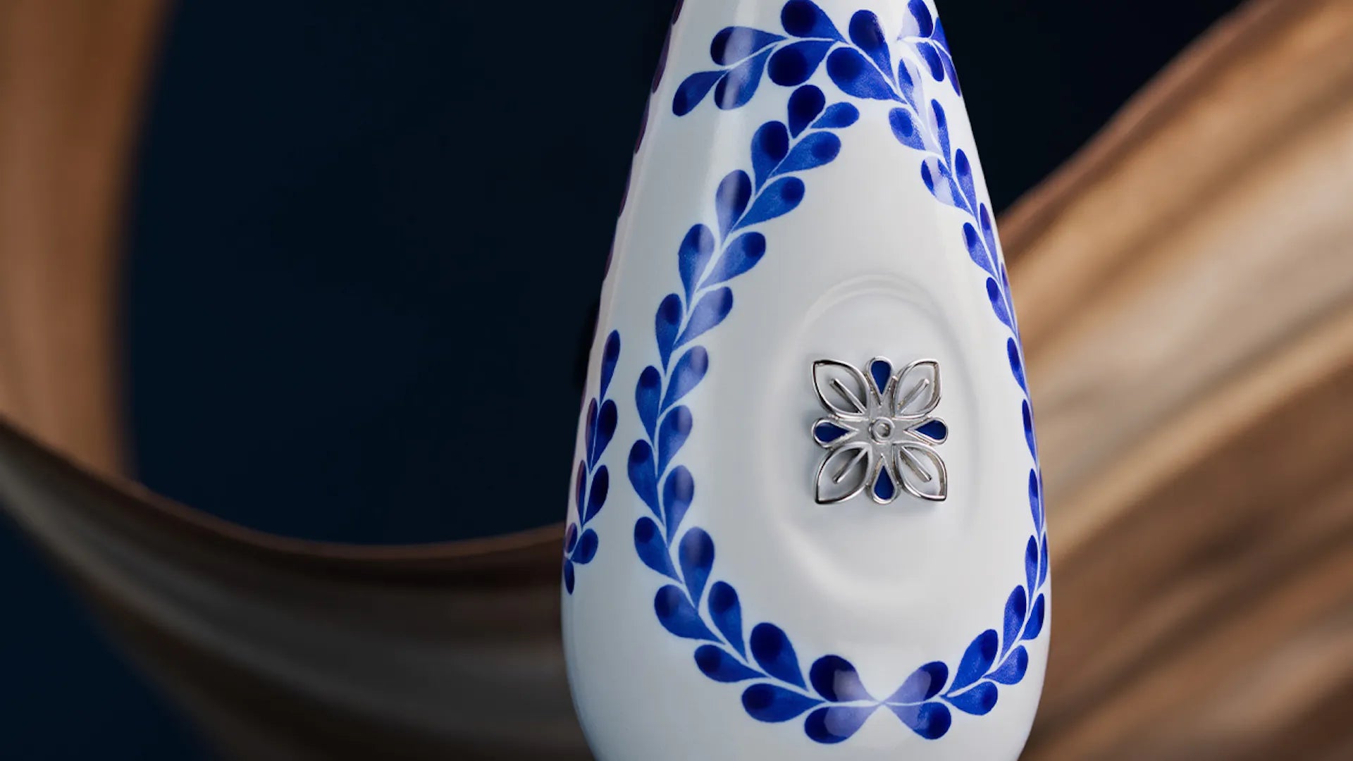 Clase Azul Reposado Tequila (70cl) - Fast UK Delivery – The Fulham